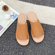 Leather sandals for indoor and outdoor summer sandals